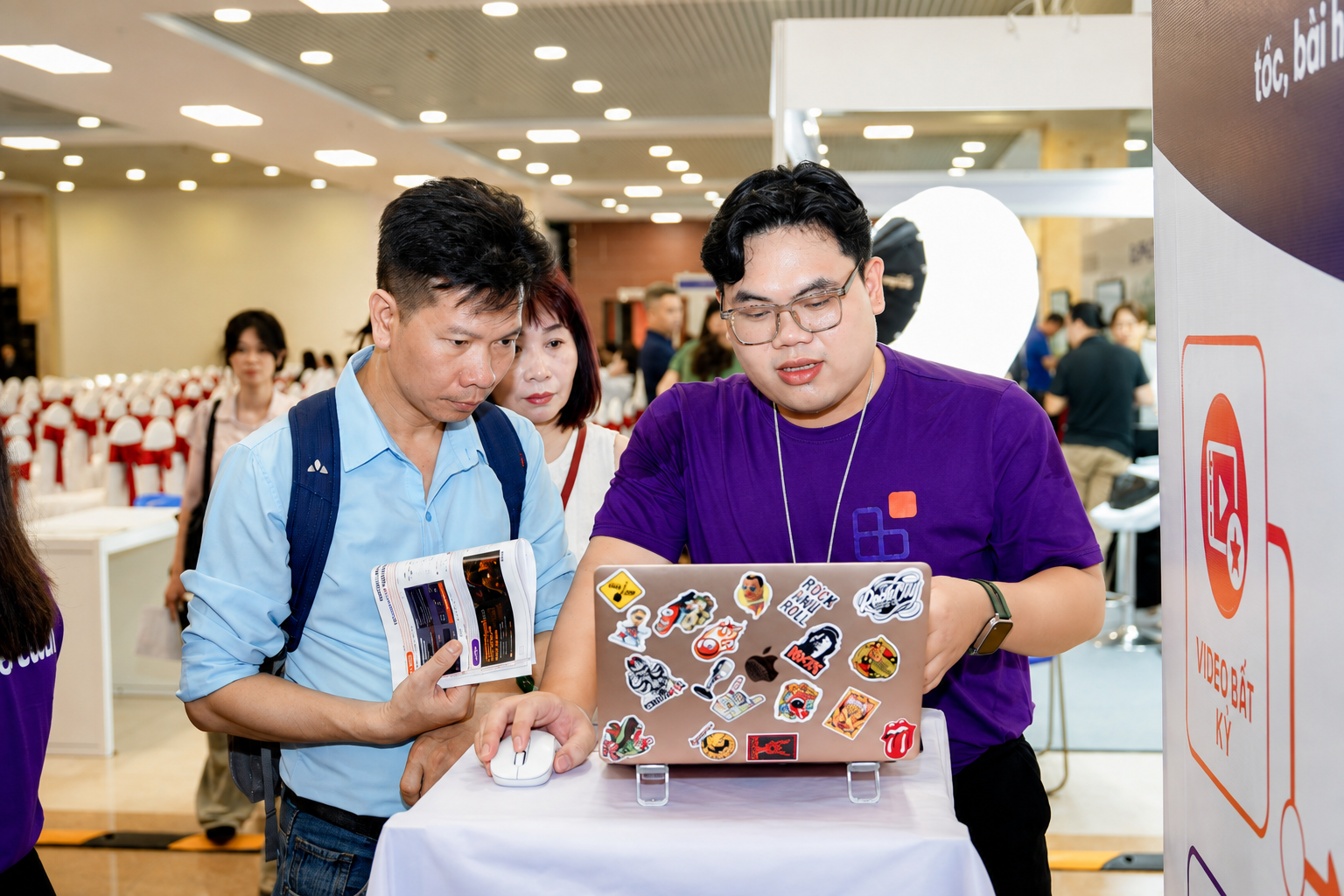Wistudi team and event banner at Vietnam EdTech Expo 2026